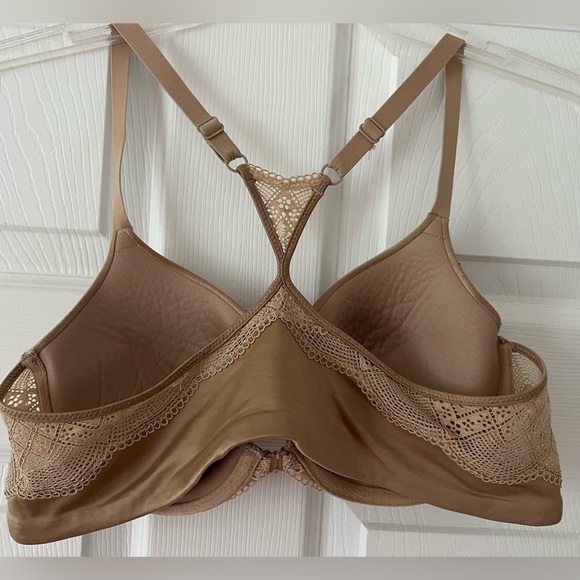 Maidenform Front-close Racerback Bra - Picture 2 of 4